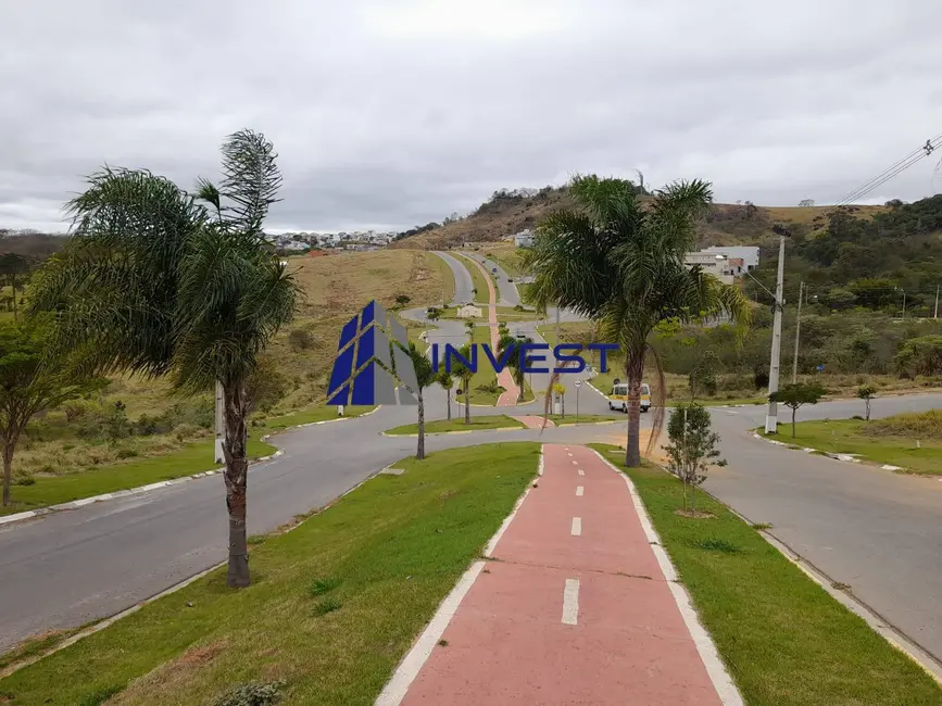 Foto 1 de Terreno / Lote à venda, 180m2 em Braganca Paulista - SP