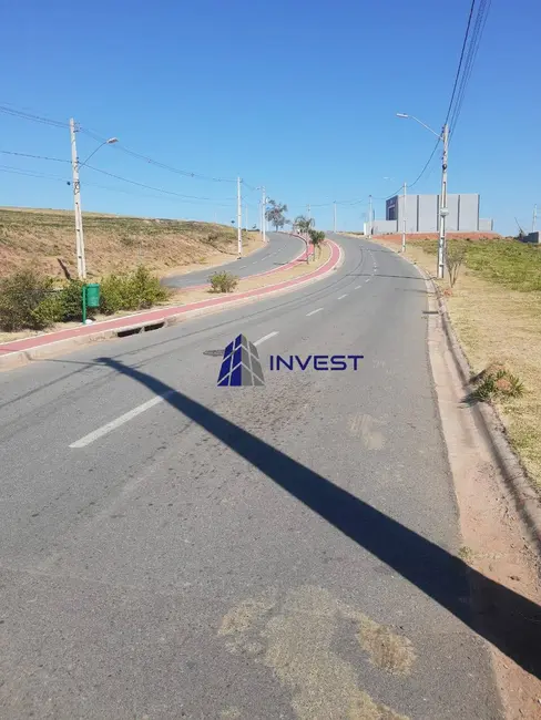 Foto 5 de Terreno / Lote à venda, 258m2 em Braganca Paulista - SP