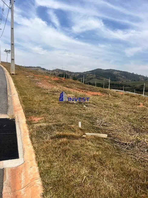Foto 2 de Terreno / Lote à venda, 503m2 em Braganca Paulista - SP