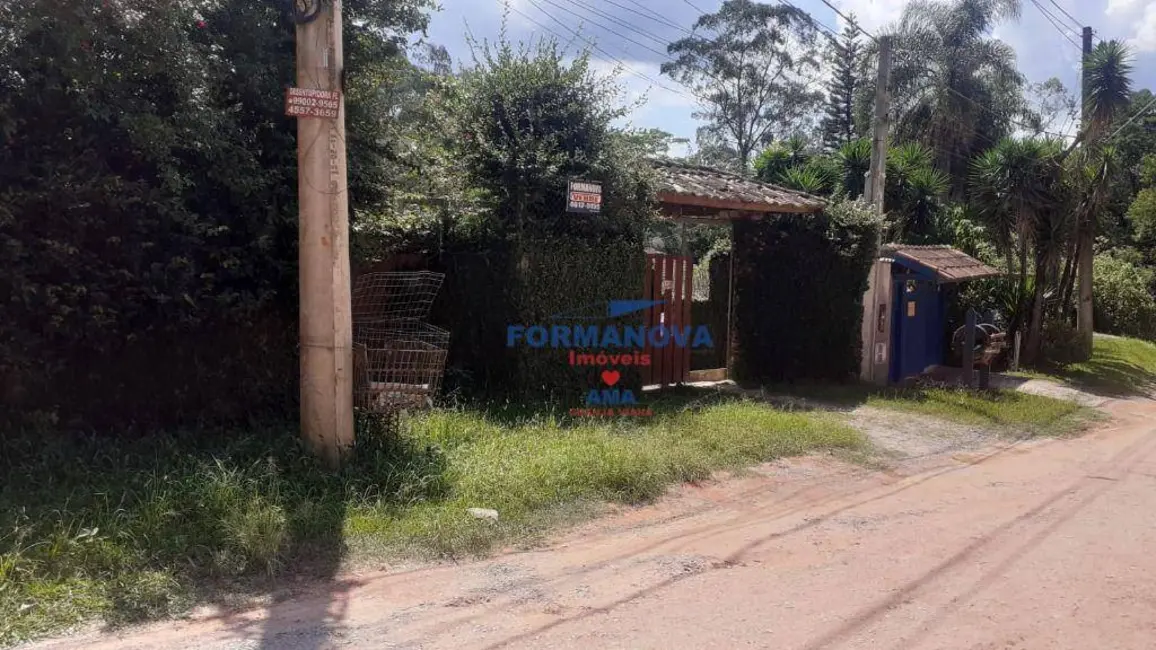 Chácara com 4 quartos à venda, 2250m2 em Vargem Grande Paulista - SP - imagem 3 Foto 3 de Chácara com 4 quartos à venda, 2250m2 em Vargem Grande Paulista - SP