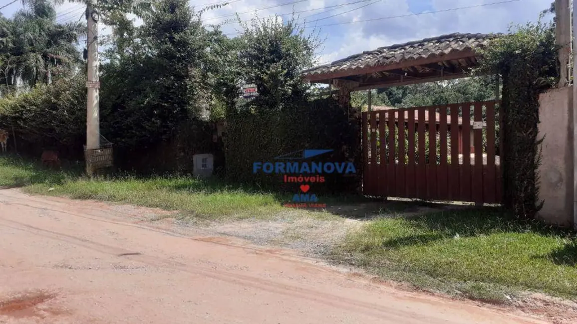 Chácara com 4 quartos à venda, 2250m2 em Vargem Grande Paulista - SP - imagem 4 Foto 4 de Chácara com 4 quartos à venda, 2250m2 em Vargem Grande Paulista - SP