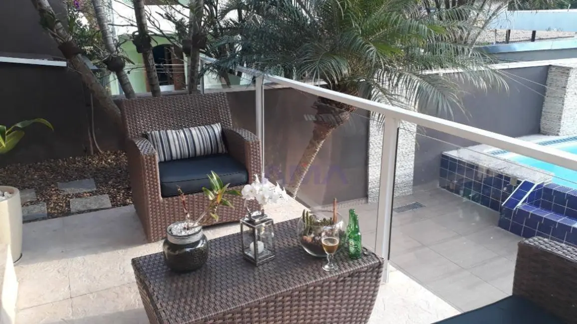 Foto 9 de Casa de Condomínio com 3 quartos à venda, 360m2 em Paisagem Renoir, Cotia - SP