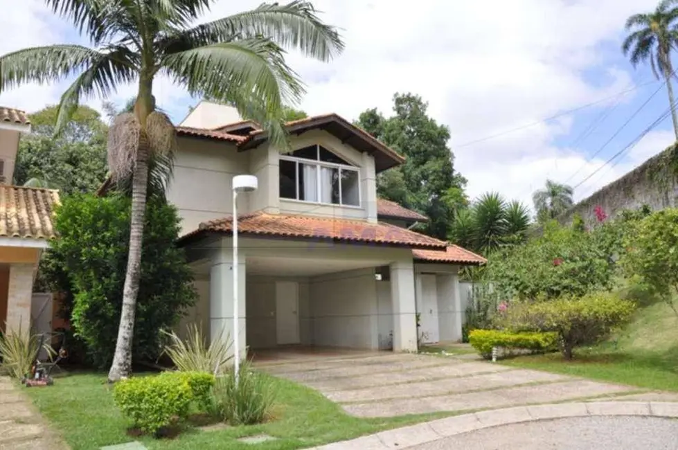 Foto 2 de Casa de Condomínio com 3 quartos à venda e para alugar, 844m2 em Vila Hortência, Cotia - SP