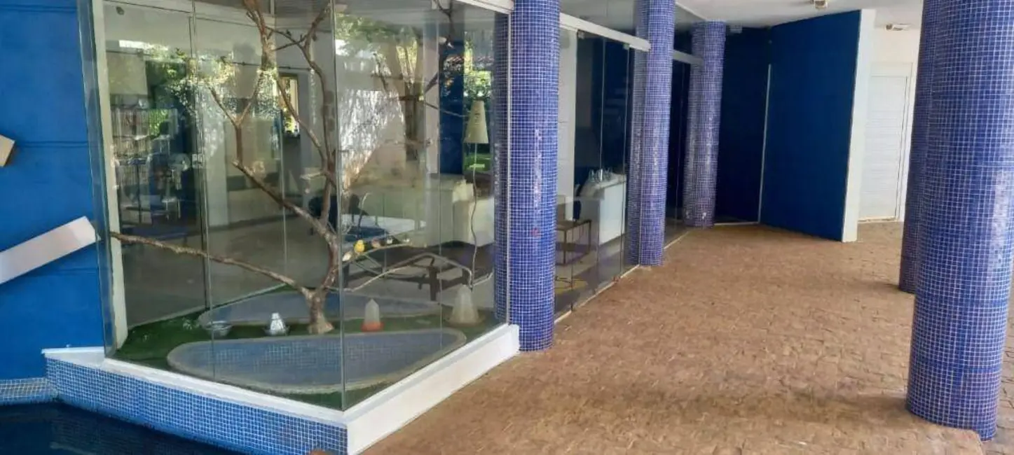 Foto 2 de Casa de Condomínio com 4 quartos à venda e para alugar, 2900m2 em Pousada dos Bandeirantes, Carapicuiba - SP