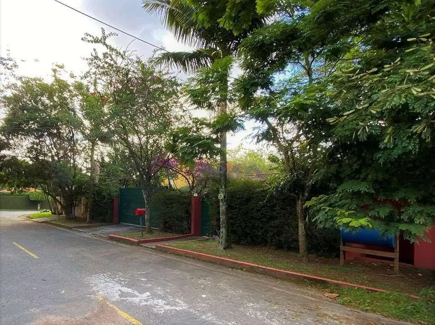 Foto 2 de Casa de Condomínio com 3 quartos à venda, 1000m2 em Chácara Vale do Rio Cotia, Carapicuiba - SP