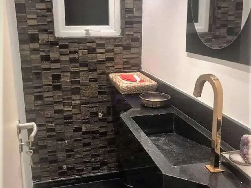 Foto 9 de Casa de Condomínio com 3 quartos à venda, 339m2 em Bosque do Vianna, Cotia - SP