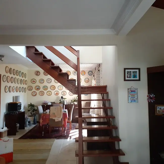 Foto 6 de Casa de Condomínio com 3 quartos à venda, 410m2 em Jardim Ipês, Cotia - SP