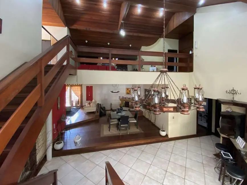 Casa de Condomínio com 4 quartos à venda e para alugar, 1326m2 em Pousada dos Bandeirantes, Carapicuiba - SP - imagem 8 Foto 8 de Casa de Condomínio com 4 quartos à venda e para alugar, 1326m2 em Pousada dos Bandeirantes, Carapicuiba - SP