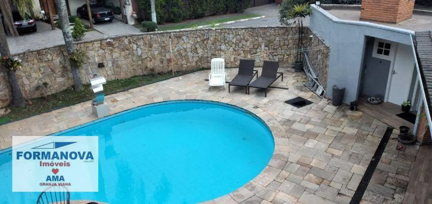 Casa de Condomínio com 4 quartos à venda, 597m2 em São Paulo II, Cotia - SP - imagem 5 Foto 5 de Casa de Condomínio com 4 quartos à venda, 597m2 em São Paulo II, Cotia - SP