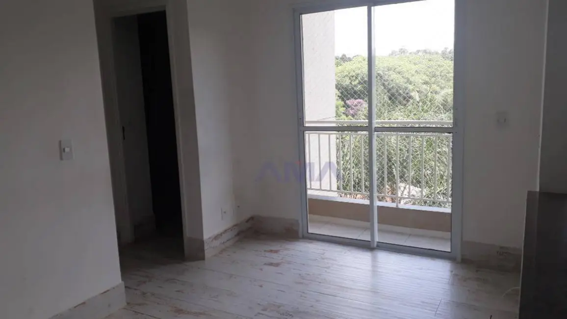 Foto 3 de Apartamento com 2 quartos para alugar, 50m2 em Chácara Granja Velha, Carapicuiba - SP