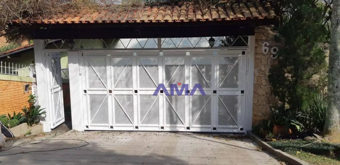 Foto 2 de Casa de Condomínio com 4 quartos à venda, 890m2 em Vila Santo Antônio, Cotia - SP