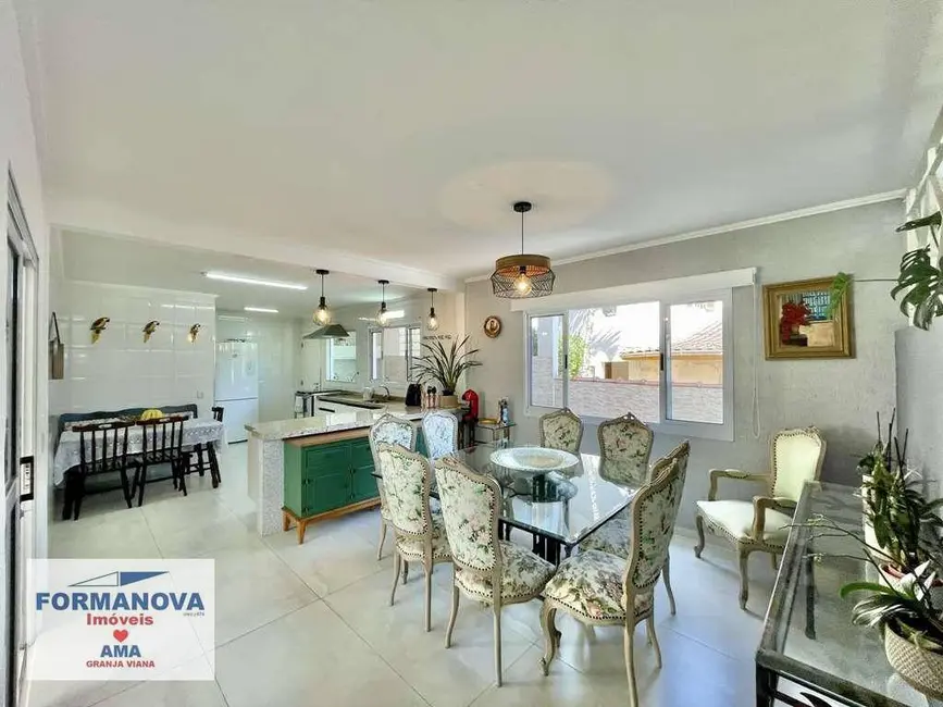 Casa de Condomínio com 5 quartos à venda, 1016m2 em Jardim do Golf I, Jandira - SP - imagem 9 Foto 9 de Casa de Condomínio com 5 quartos à venda, 1016m2 em Jardim do Golf I, Jandira - SP