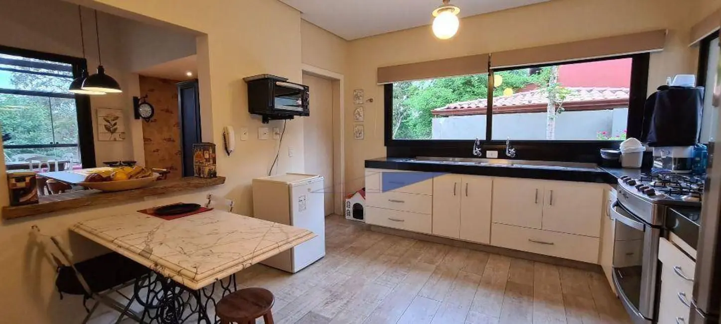 Foto 3 de Casa de Condomínio com 3 quartos à venda, 2450m2 em Jardim Mediterrâneo, Cotia - SP