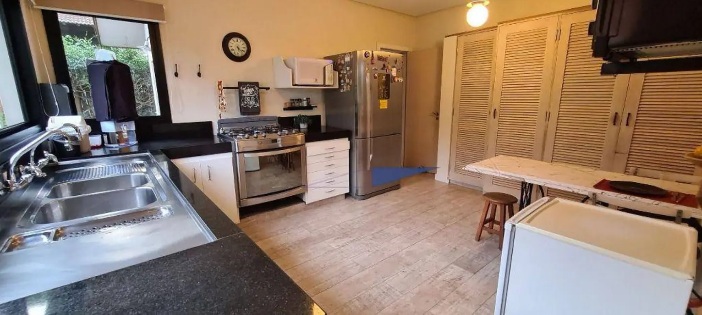 Foto 7 de Casa de Condomínio com 3 quartos à venda, 2450m2 em Jardim Mediterrâneo, Cotia - SP