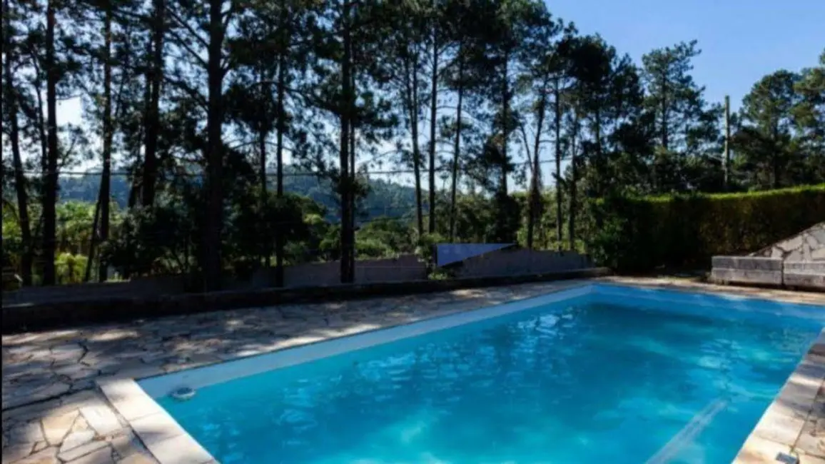 Casa de Condomínio com 3 quartos à venda, 600m2 em Chácara Roselândia, Cotia - SP - imagem 2 Foto 2 de Casa de Condomínio com 3 quartos à venda, 600m2 em Chácara Roselândia, Cotia - SP