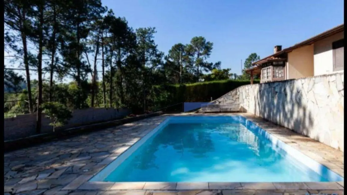 Casa de Condomínio com 3 quartos à venda, 600m2 em Chácara Roselândia, Cotia - SP - imagem 3 Foto 3 de Casa de Condomínio com 3 quartos à venda, 600m2 em Chácara Roselândia, Cotia - SP