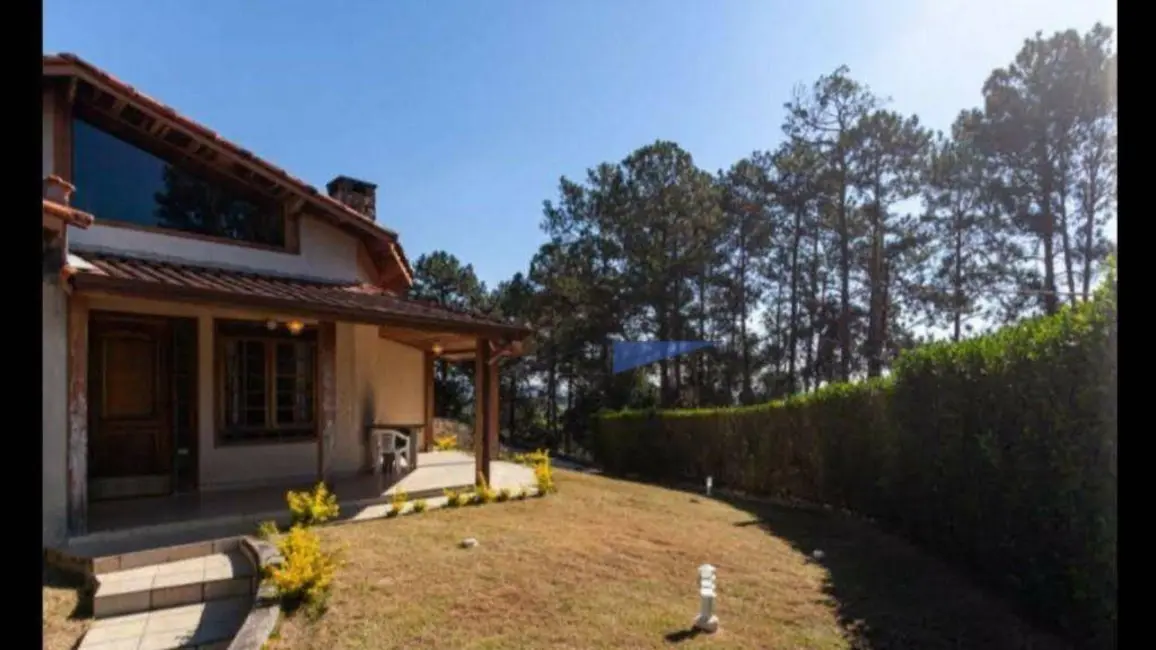 Casa de Condomínio com 3 quartos à venda, 600m2 em Chácara Roselândia, Cotia - SP - imagem 5 Foto 5 de Casa de Condomínio com 3 quartos à venda, 600m2 em Chácara Roselândia, Cotia - SP