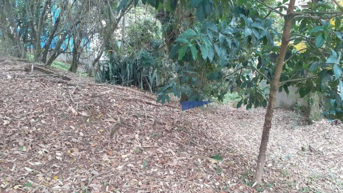 Foto 2 de Terreno / Lote à venda, 838m2 em Jardim do Golf I, Jandira - SP