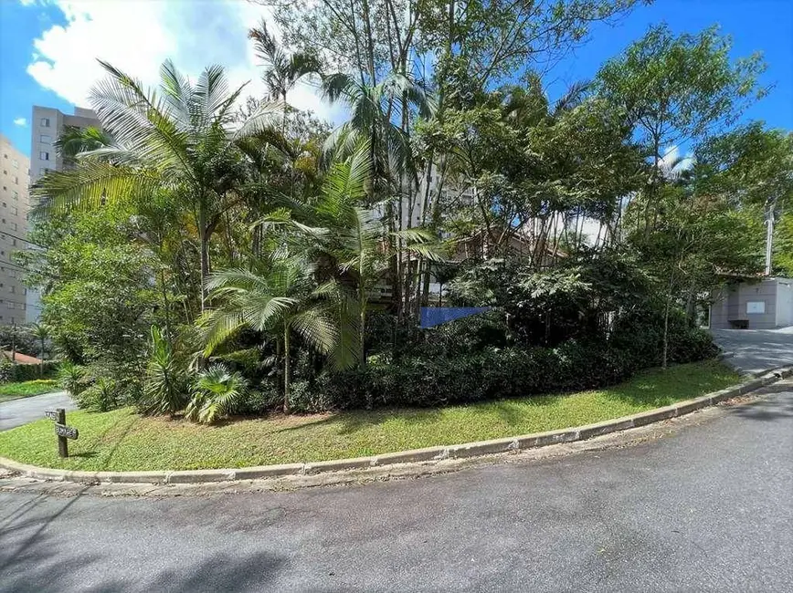 Casa de Condomínio com 5 quartos à venda, 2061m2 em Chácara Granja Velha, Carapicuiba - SP - imagem 3 Foto 3 de Casa de Condomínio com 5 quartos à venda, 2061m2 em Chácara Granja Velha, Carapicuiba - SP
