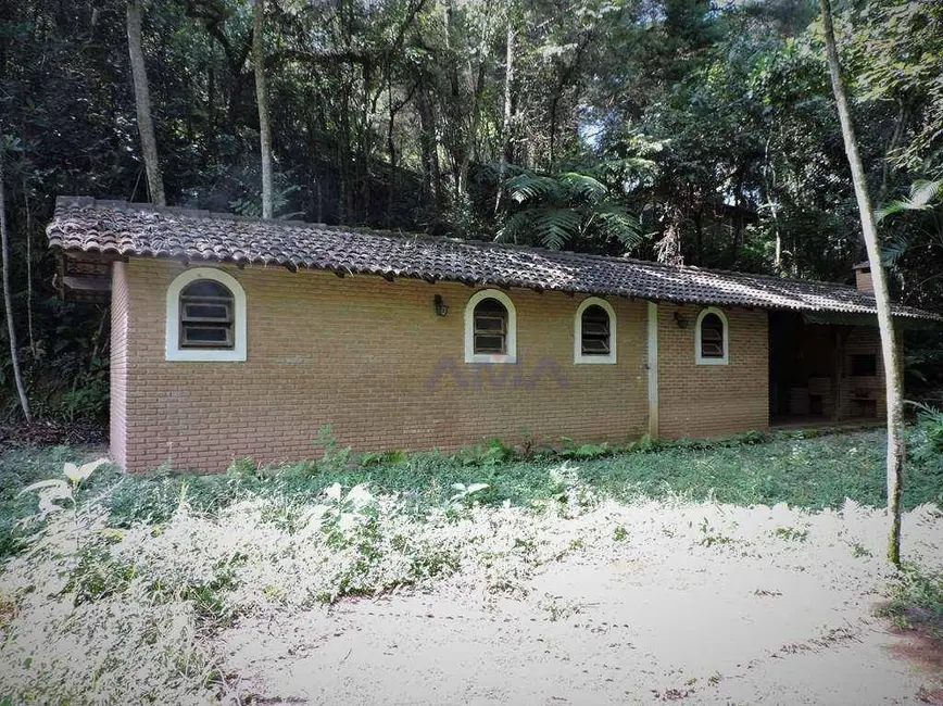 Casa de Condomínio com 3 quartos à venda, 5300m2 em Chácaras do Peroba, Jandira - SP - imagem 5 Foto 5 de Casa de Condomínio com 3 quartos à venda, 5300m2 em Chácaras do Peroba, Jandira - SP