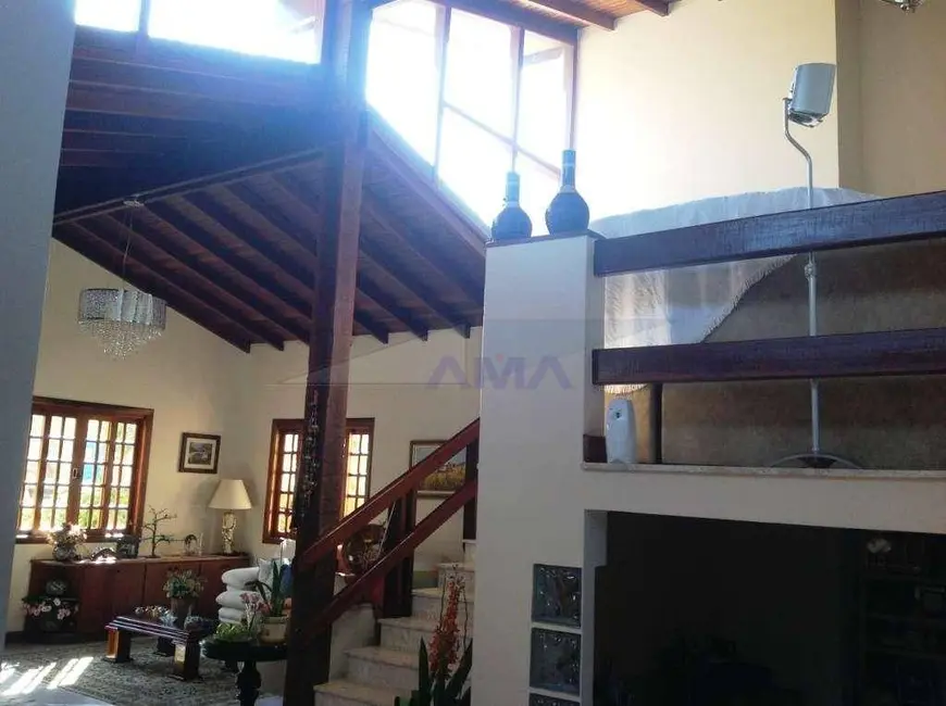 Casa de Condomínio com 3 quartos à venda, 1000m2 em Jardim do Golf I, Jandira - SP - imagem 7 Foto 7 de Casa de Condomínio com 3 quartos à venda, 1000m2 em Jardim do Golf I, Jandira - SP