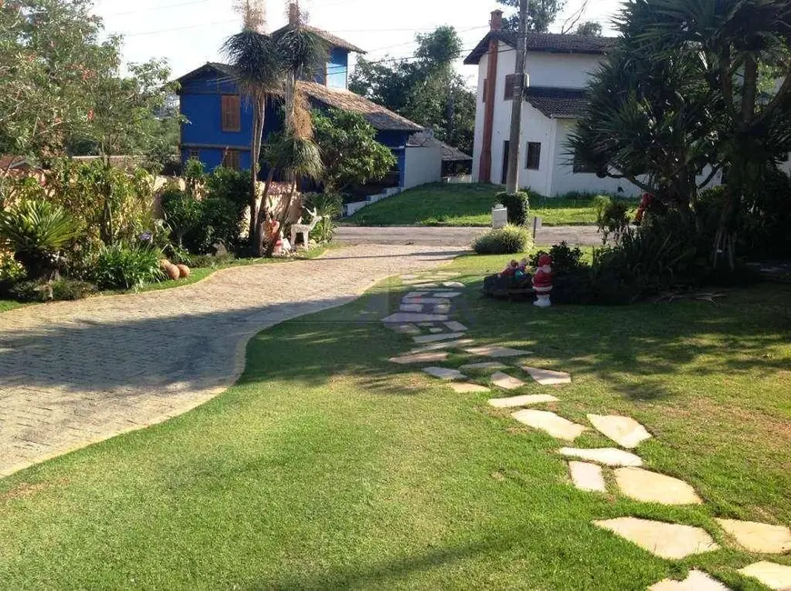 Casa de Condomínio com 3 quartos à venda, 1000m2 em Jardim do Golf I, Jandira - SP - imagem 3 Foto 3 de Casa de Condomínio com 3 quartos à venda, 1000m2 em Jardim do Golf I, Jandira - SP