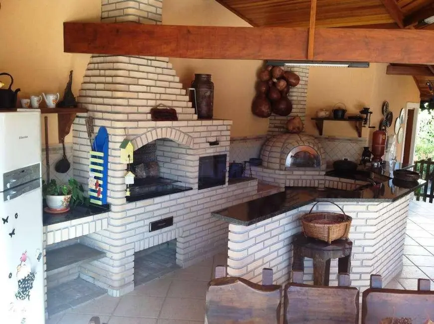 Casa de Condomínio com 3 quartos à venda, 1000m2 em Jardim do Golf I, Jandira - SP - imagem 5 Foto 5 de Casa de Condomínio com 3 quartos à venda, 1000m2 em Jardim do Golf I, Jandira - SP