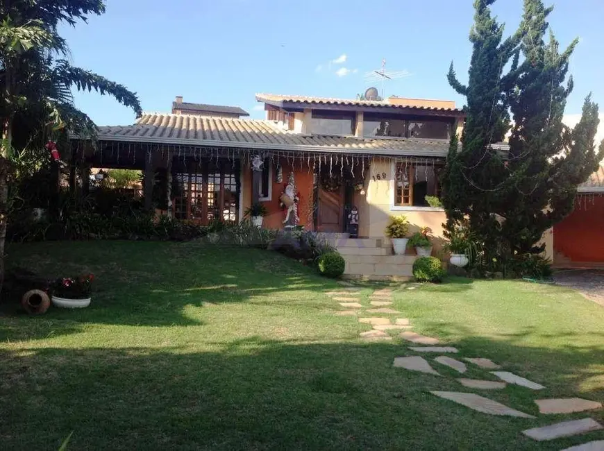 Casa de Condomínio com 3 quartos à venda, 1000m2 em Jardim do Golf I, Jandira - SP - imagem 2 Foto 2 de Casa de Condomínio com 3 quartos à venda, 1000m2 em Jardim do Golf I, Jandira - SP