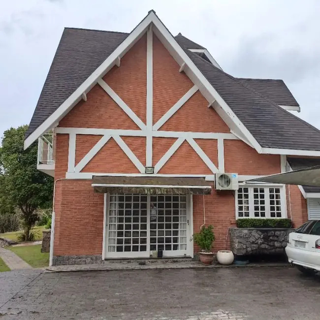 Casa de Condomínio com 4 quartos à venda e para alugar, 1142m2 em São Paulo II, Cotia - SP - imagem 9 Foto 9 de Casa de Condomínio com 4 quartos à venda e para alugar, 1142m2 em São Paulo II, Cotia - SP