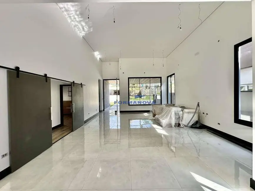 Foto 8 de Casa de Condomínio com 5 quartos à venda, 560m2 em Jardim do Golf I, Jandira - SP