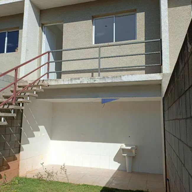 Casa de Condomínio com 2 quartos à venda, 84m2 em Jardim Maria Tereza, Cotia - SP - imagem 3 Foto 3 de Casa de Condomínio com 2 quartos à venda, 84m2 em Jardim Maria Tereza, Cotia - SP