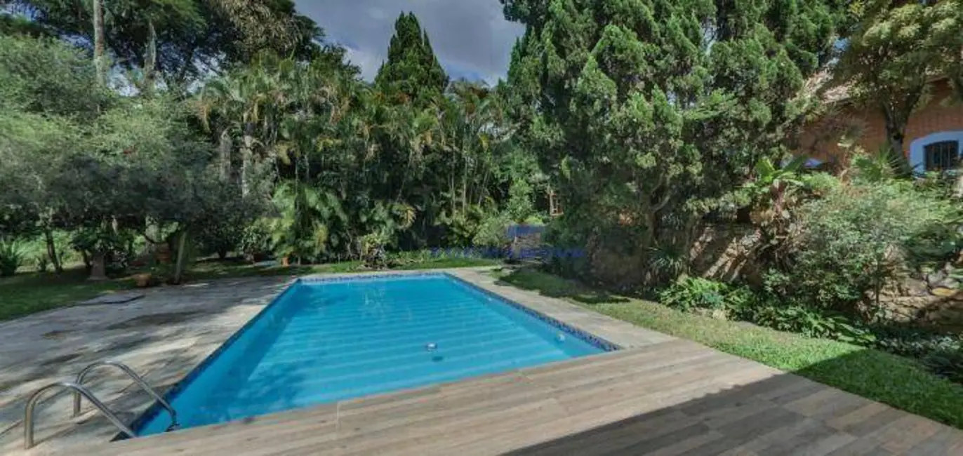 Casa de Condomínio com 3 quartos à venda, 1450m2 em Pousada dos Bandeirantes, Carapicuiba - SP - imagem 2 Foto 2 de Casa de Condomínio com 3 quartos à venda, 1450m2 em Pousada dos Bandeirantes, Carapicuiba - SP