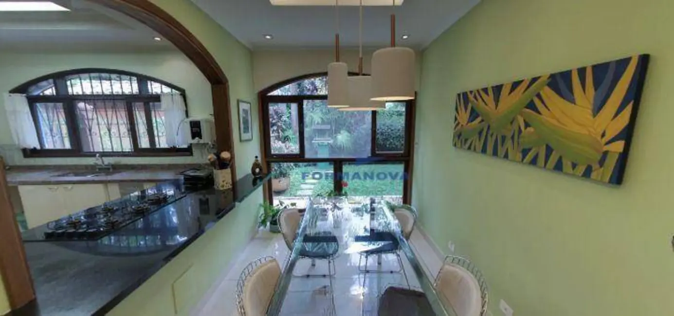 Casa de Condomínio com 3 quartos à venda, 1450m2 em Pousada dos Bandeirantes, Carapicuiba - SP - imagem 8 Foto 8 de Casa de Condomínio com 3 quartos à venda, 1450m2 em Pousada dos Bandeirantes, Carapicuiba - SP