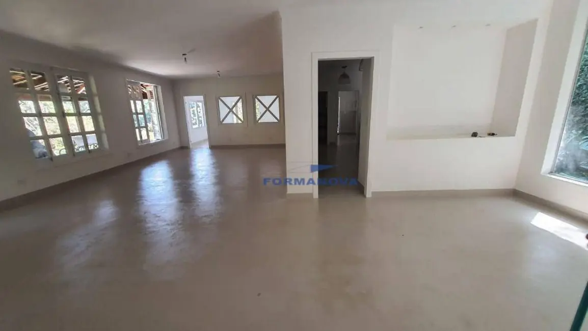 Foto 3 de Casa de Condomínio com 3 quartos à venda, 3741m2 em Paisagem Renoir, Cotia - SP