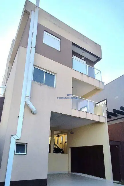 Foto 3 de Casa de Condomínio com 3 quartos à venda e para alugar, 250m2 em Chácara Ondas Verdes, Cotia - SP