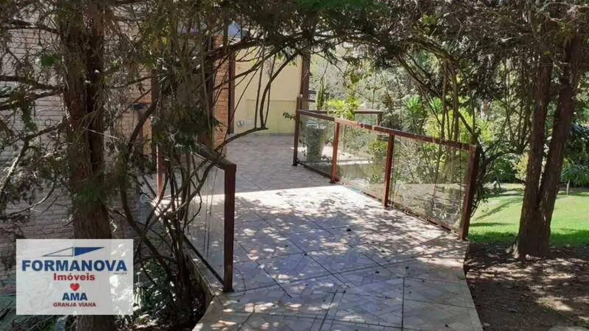 Casa de Condomínio com 3 quartos à venda, 1000m2 em Granja Caiapiá, Cotia - SP - imagem 8 Foto 8 de Casa de Condomínio com 3 quartos à venda, 1000m2 em Granja Caiapiá, Cotia - SP