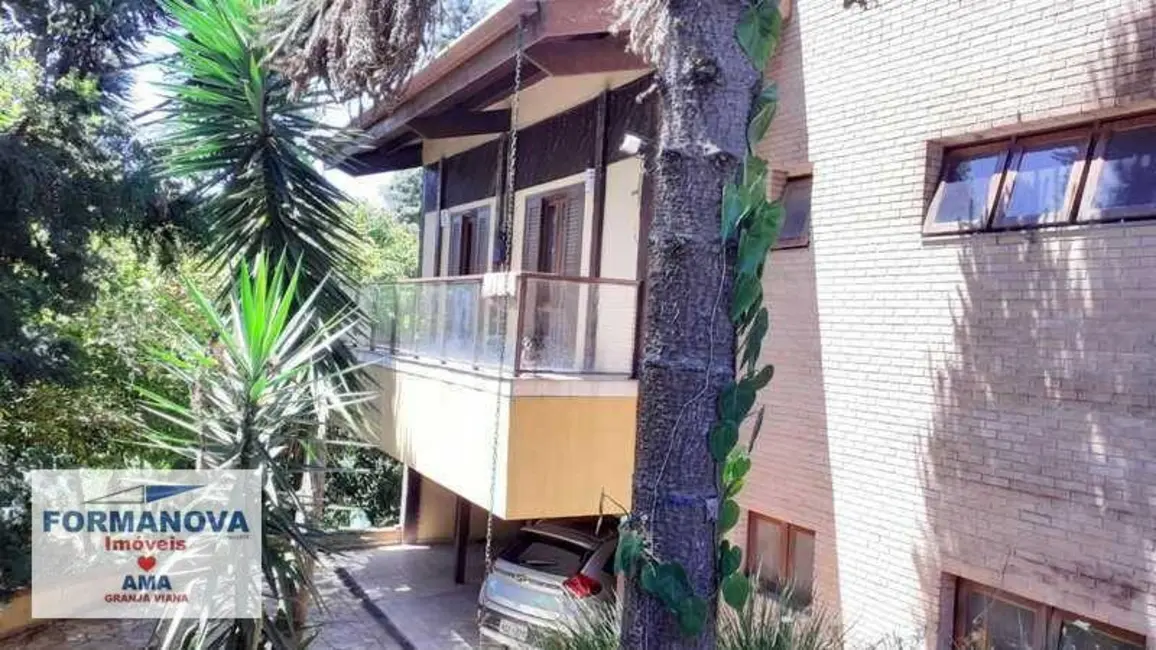 Casa de Condomínio com 3 quartos à venda, 1000m2 em Granja Caiapiá, Cotia - SP - imagem 3 Foto 3 de Casa de Condomínio com 3 quartos à venda, 1000m2 em Granja Caiapiá, Cotia - SP