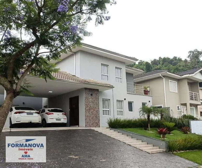 Foto 2 de Casa de Condomínio com 3 quartos à venda, 500m2 em Pitas, Cotia - SP