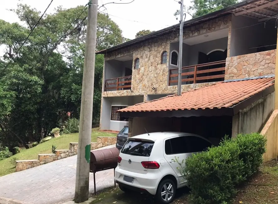 Casa de Condomínio com 4 quartos à venda, 500m2 em Jardim São João, Jandira - SP - imagem 3 Foto 3 de Casa de Condomínio com 4 quartos à venda, 500m2 em Jardim São João, Jandira - SP