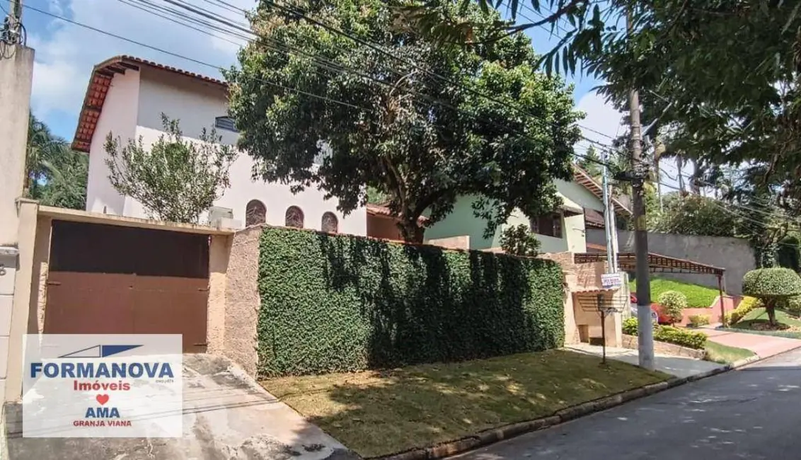 Foto 1 de Casa de Condomínio com 3 quartos à venda, 500m2 em Jardim Ipês, Cotia - SP