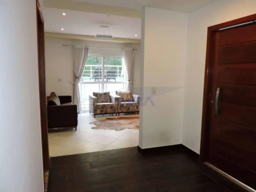 Casa de Condomínio com 4 quartos à venda e para alugar, 500m2 em Pousada dos Bandeirantes, Carapicuiba - SP - imagem 6 Foto 6 de Casa de Condomínio com 4 quartos à venda e para alugar, 500m2 em Pousada dos Bandeirantes, Carapicuiba - SP