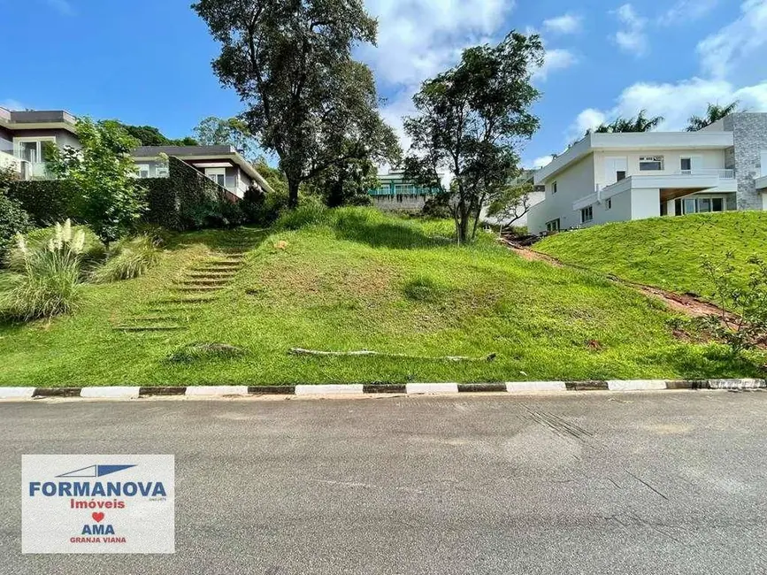 Foto 2 de Terreno / Lote à venda, 700m2 em Embu Das Artes - SP