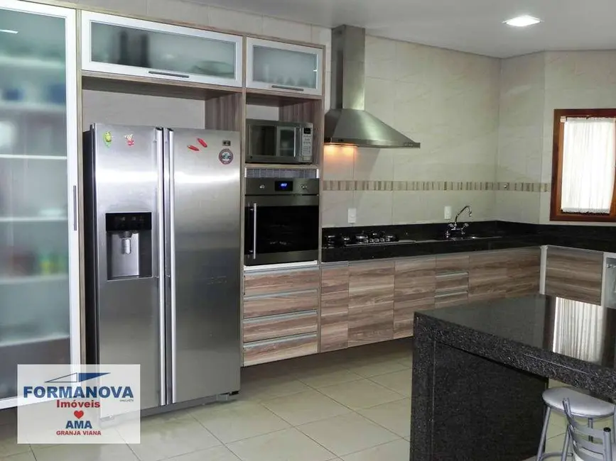 Casa com 5 quartos à venda, 1470m2 em Pousada dos Bandeirantes, Carapicuiba - SP - imagem 3 Foto 3 de Casa com 5 quartos à venda, 1470m2 em Pousada dos Bandeirantes, Carapicuiba - SP