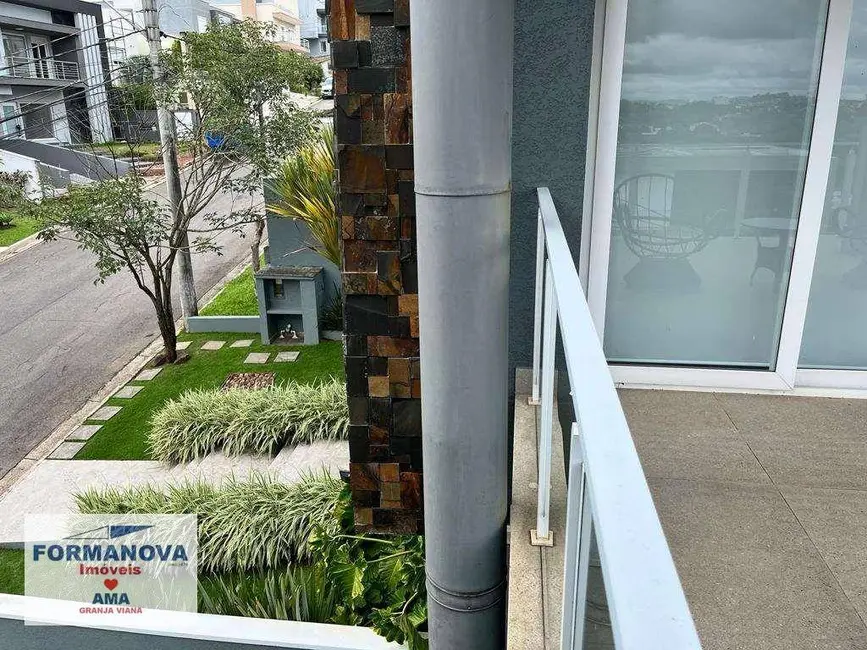 Casa de Condomínio com 4 quartos à venda, 709m2 em São Paulo II, Cotia - SP - imagem 8 Foto 8 de Casa de Condomínio com 4 quartos à venda, 709m2 em São Paulo II, Cotia - SP