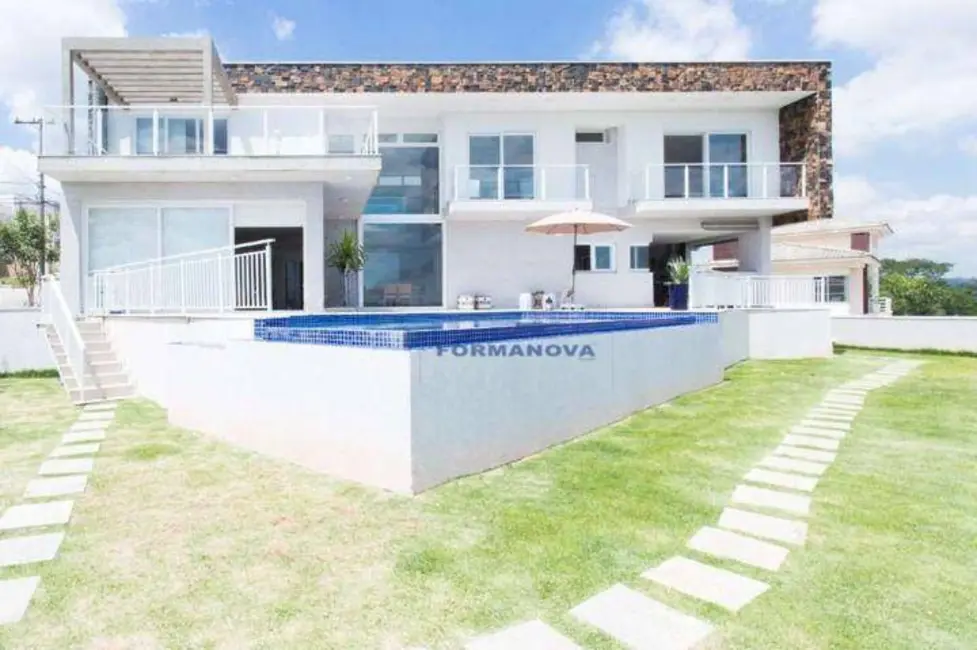 Casa de Condomínio com 4 quartos à venda, 709m2 em São Paulo II, Cotia - SP - imagem 5 Foto 5 de Casa de Condomínio com 4 quartos à venda, 709m2 em São Paulo II, Cotia - SP