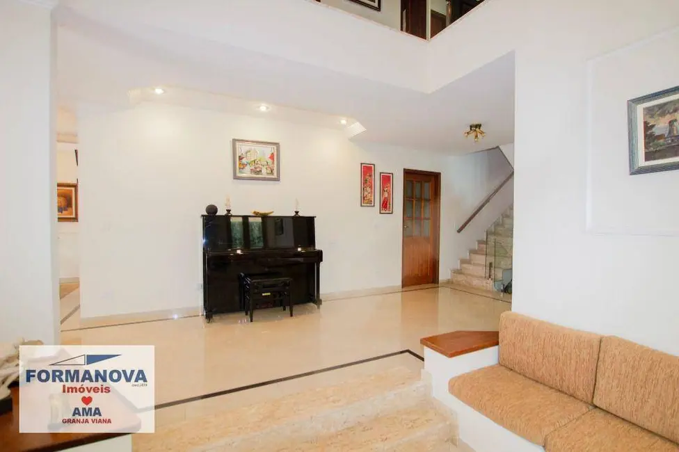 Casa de Condomínio com 4 quartos à venda, 518m2 em São Paulo II, Cotia - SP - imagem 9 Foto 9 de Casa de Condomínio com 4 quartos à venda, 518m2 em São Paulo II, Cotia - SP