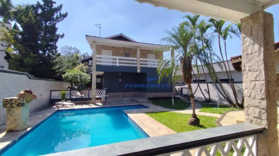 Foto 6 de Casa de Condomínio com 3 quartos para alugar, 560m2 em Jardim do Golf I, Jandira - SP