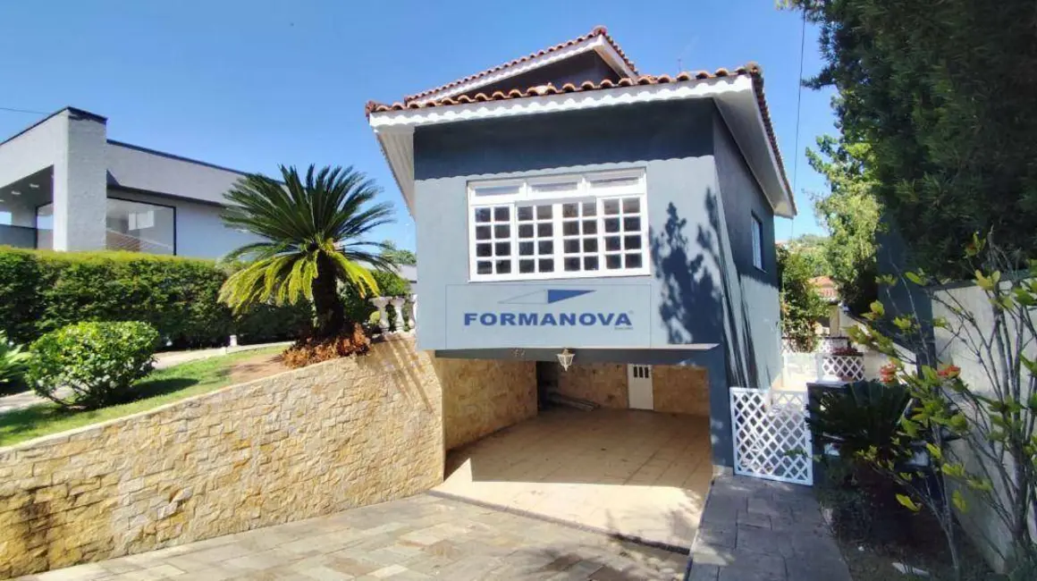Foto 3 de Casa de Condomínio com 3 quartos para alugar, 560m2 em Jardim do Golf I, Jandira - SP