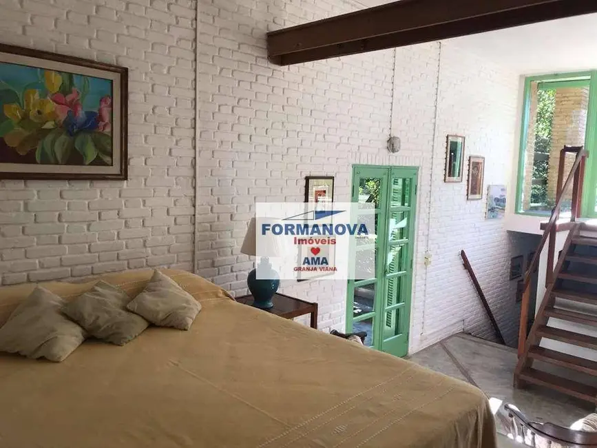 Foto 9 de Chácara com 3 quartos à venda e para alugar, 5250m2 em Taboleiro Verde, Cotia - SP