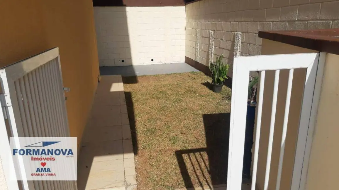 Casa de Condomínio com 3 quartos à venda e para alugar, 296m2 em Chácara Ondas Verdes, Cotia - SP - imagem 4 Foto 4 de Casa de Condomínio com 3 quartos à venda e para alugar, 296m2 em Chácara Ondas Verdes, Cotia - SP